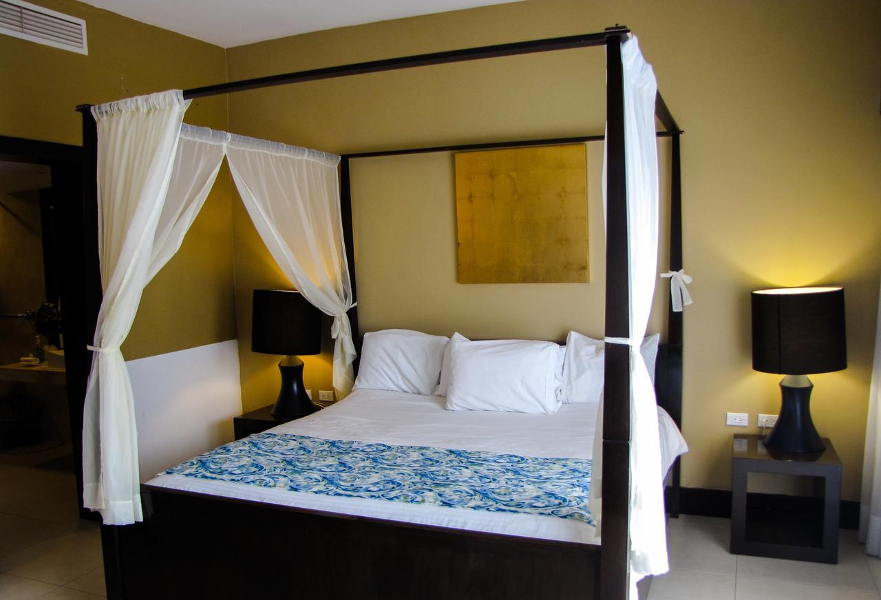 Aldea Thai By Blue Oceanfront Playa del Carmen Bagian luar foto