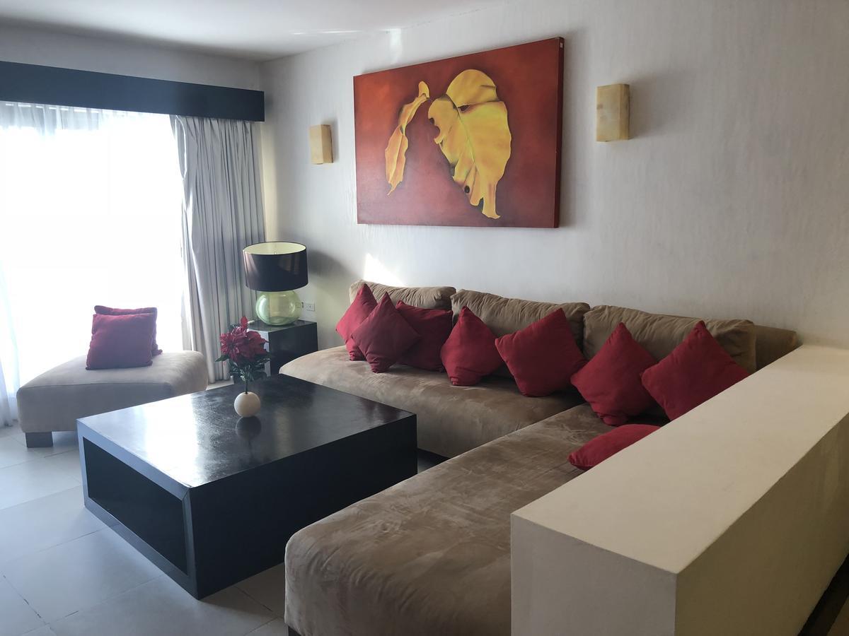 Aldea Thai By Blue Oceanfront Playa del Carmen Bagian luar foto