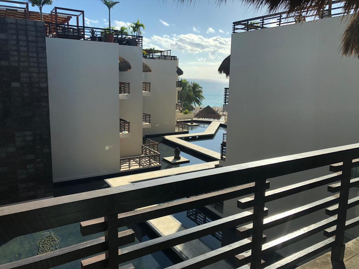 Aldea Thai By Blue Oceanfront Playa del Carmen Bagian luar foto